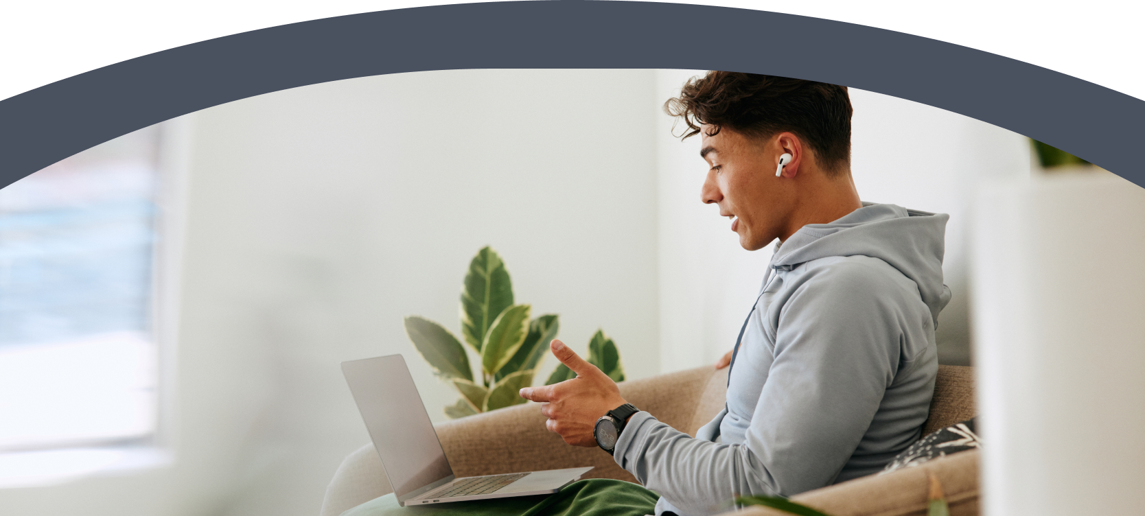 webinars-hero-tablet